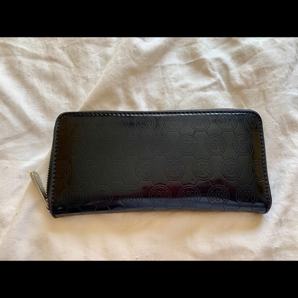 MK Wallet - Picture 2 of 3